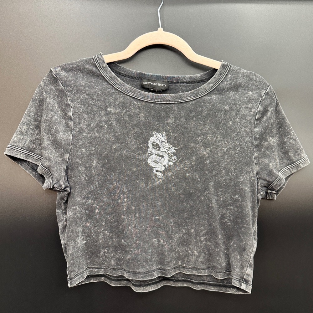 Streetwear Society Gray Acid Wash Dragon Embroidered Crop Top Large